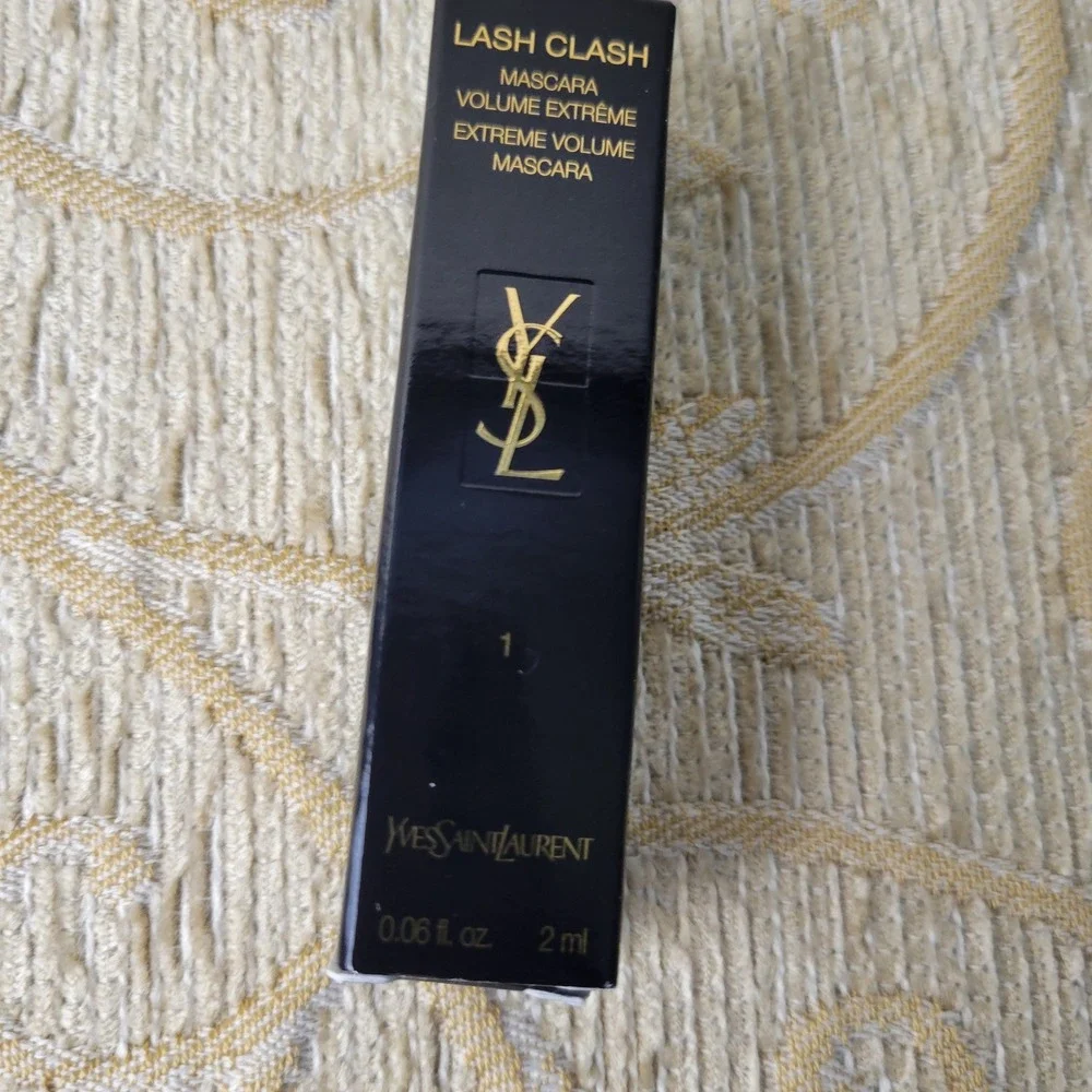 Yves Saint Laurent Lash Clash Extreme Volume Mascara 1 Noir Blk 2ml Travel Size